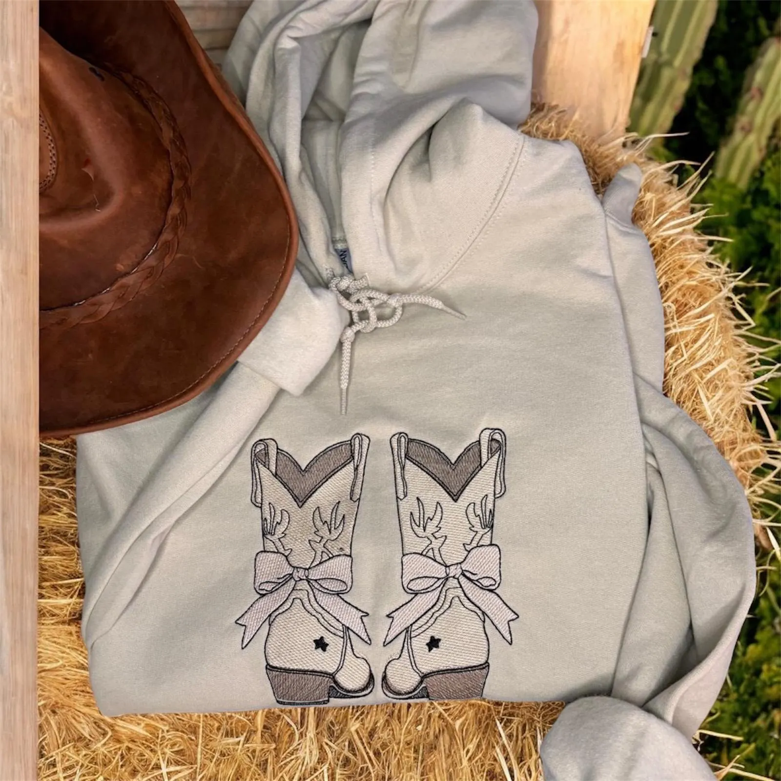 Embroidered cowboy boot with a bow, sweatshirt or hoodie. Country clothing, cowboy hat, western vibes. - Image 4