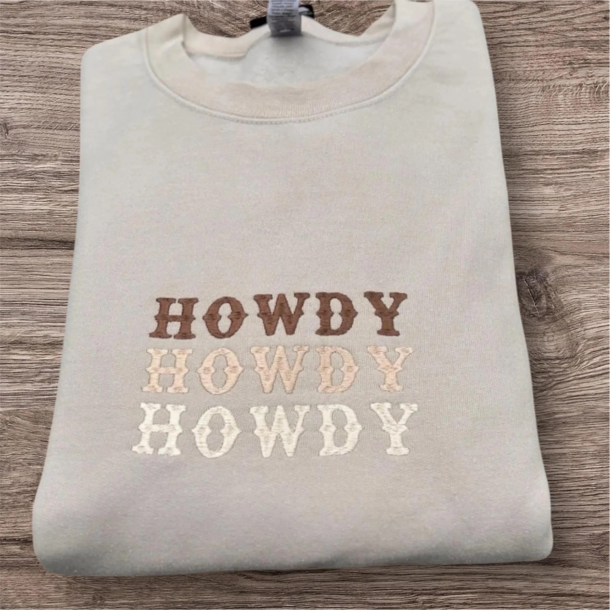 Embroidered Howdy T-shirt, sweatshirt or hoodie. Country clothing, cowgirl, western vibes.