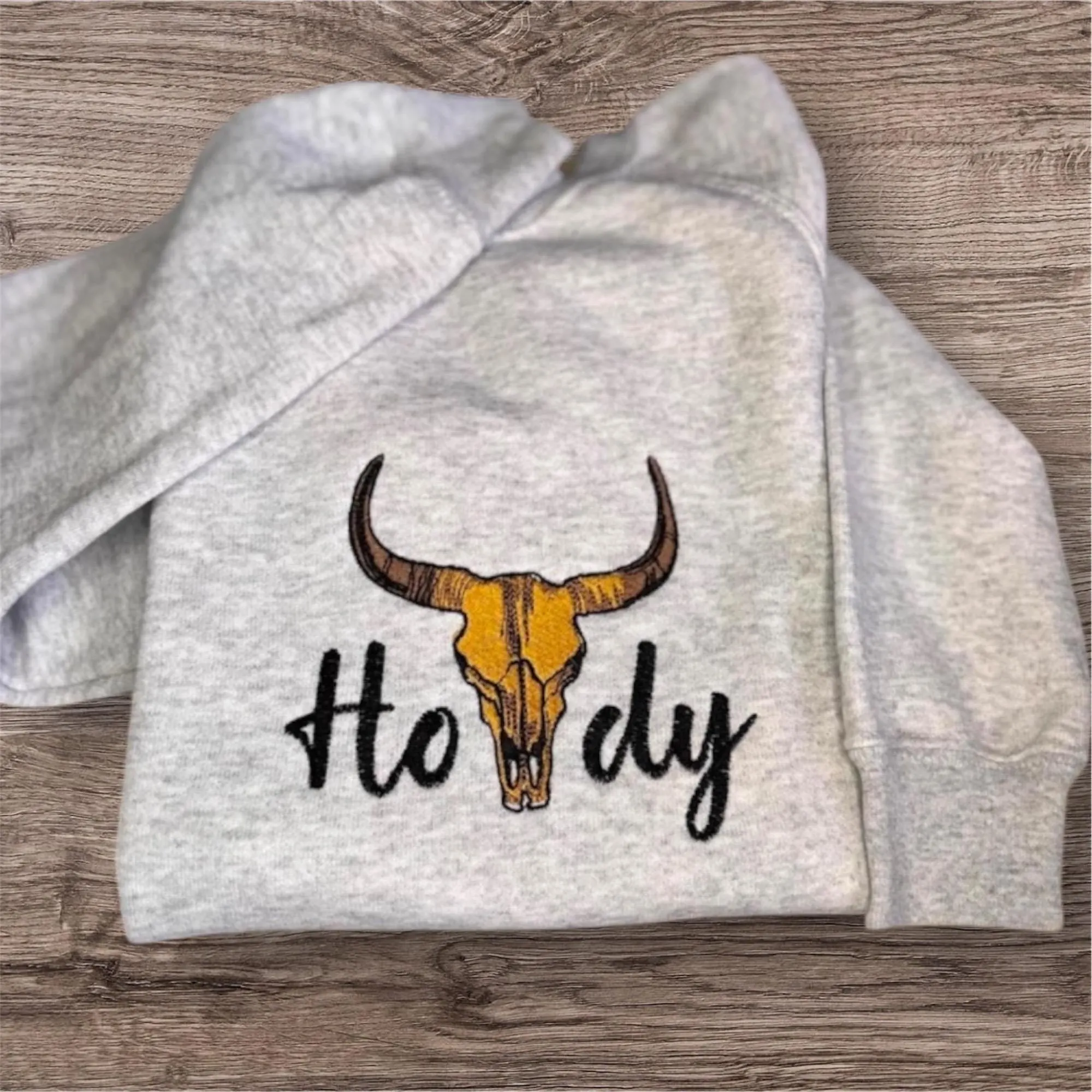 Embroidered Howdy Longhorn Sweatshirt: Western Cowboy Bullhead