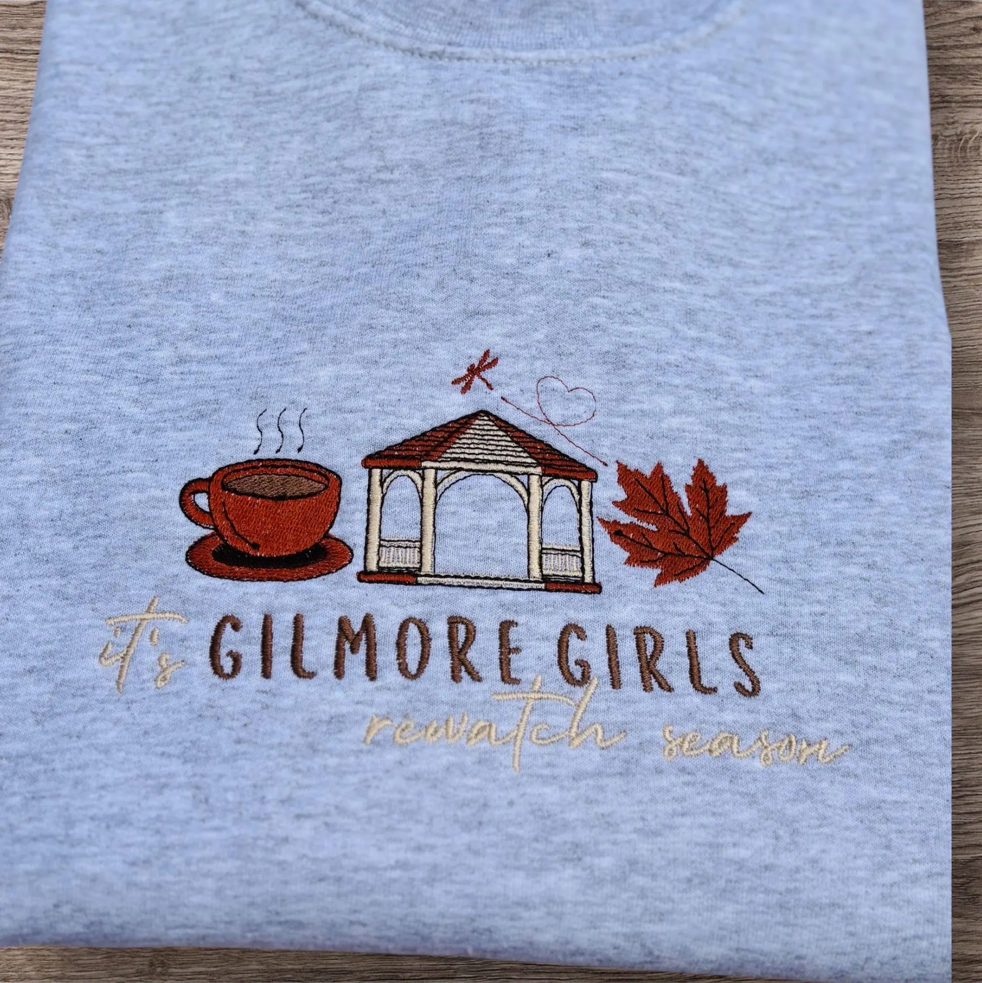 Embroidered Gilmore Girls Sweatshirt: Autumn Fashion Crew Neck - Image 5