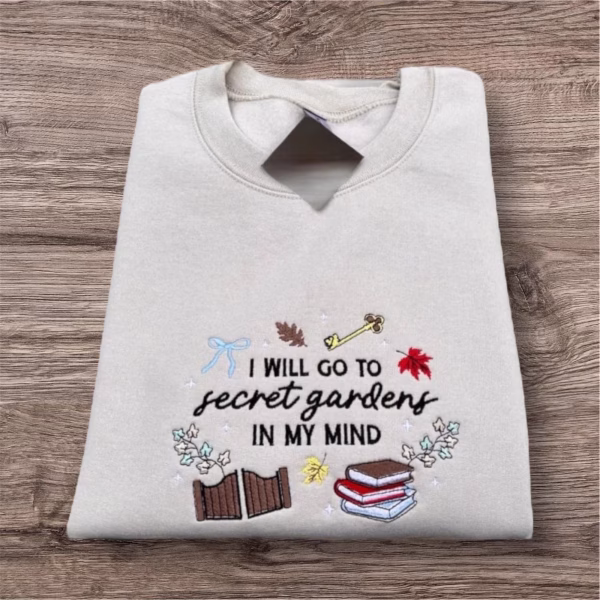 Embroidered Secret Garden Sweatshirt: Book Lover Crew Neck - Image 4