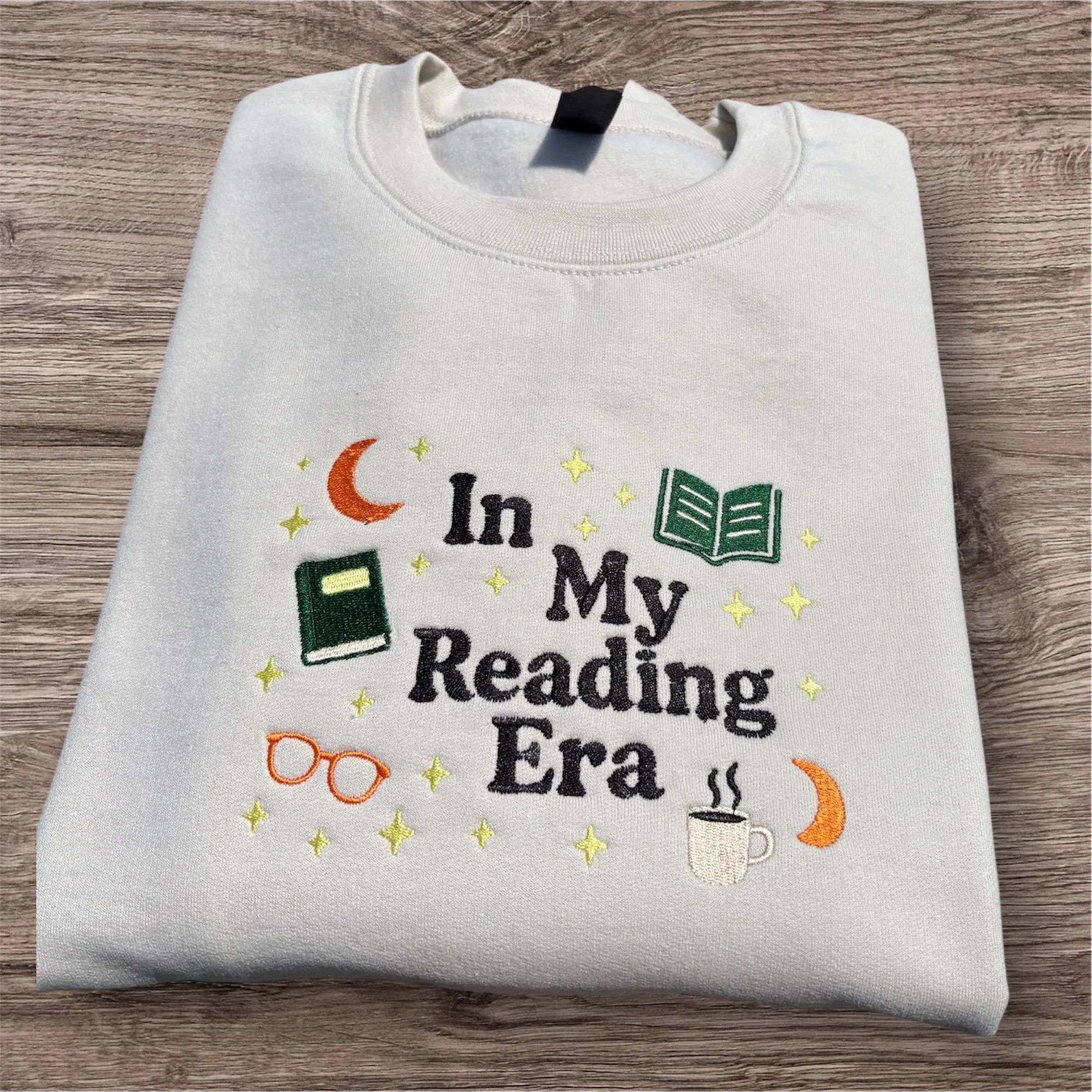 Embroidered in my reading era sweatshirt, book hoodie, reading clothing, perfect gift for men and women, crew neck jumper.