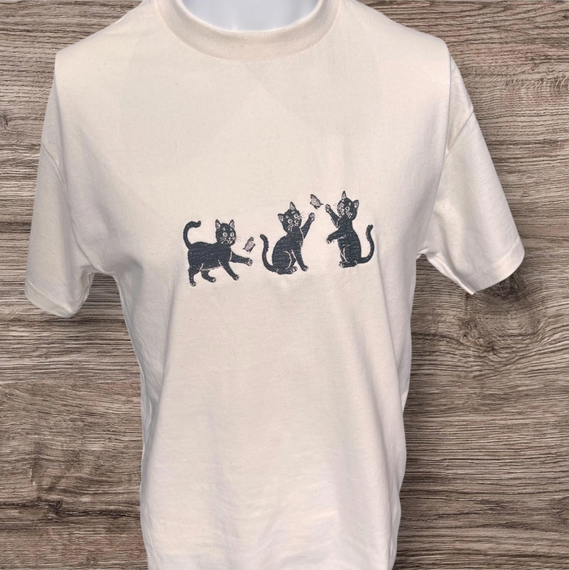 Embroidered cute cats with butterfly’s sweatshirt or hoodie. Kitten clothing, animal clothes, gift for cat lovers, pussy cat hoodie. - Image 2