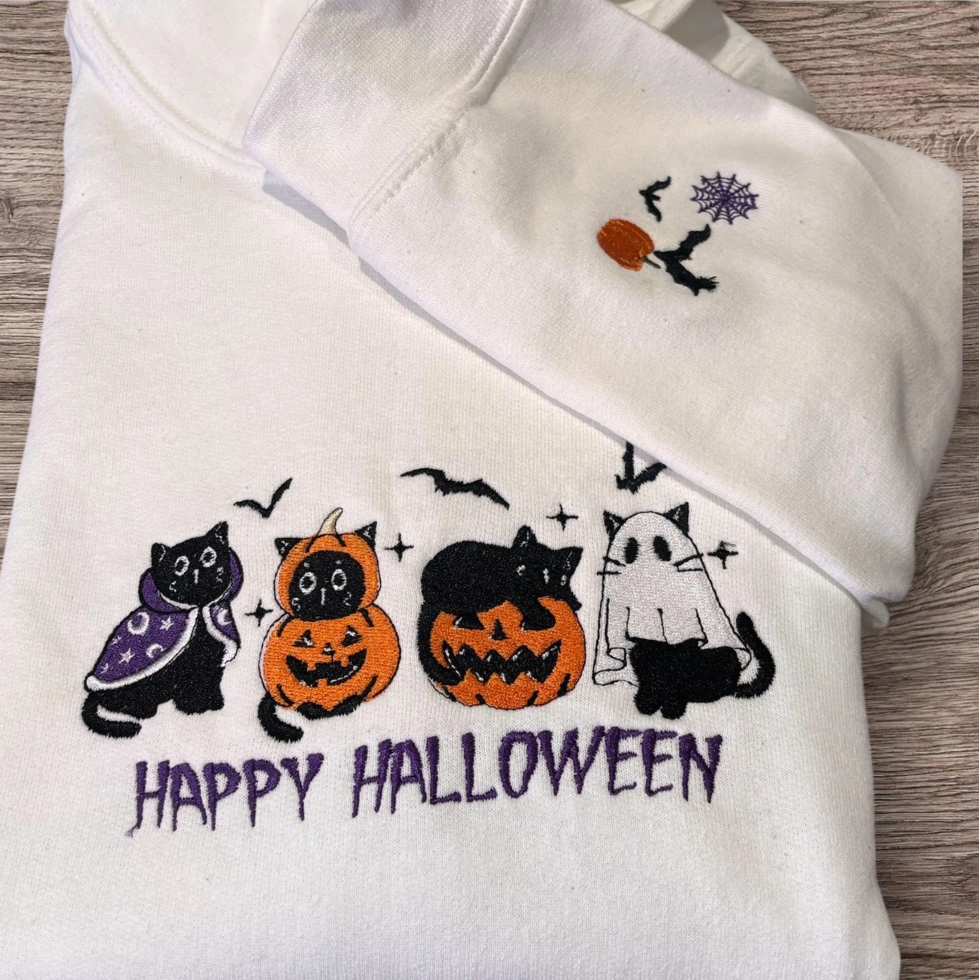 Embroidered Ghost Cat Sweatshirt: Halloween Pumpkin Clothing