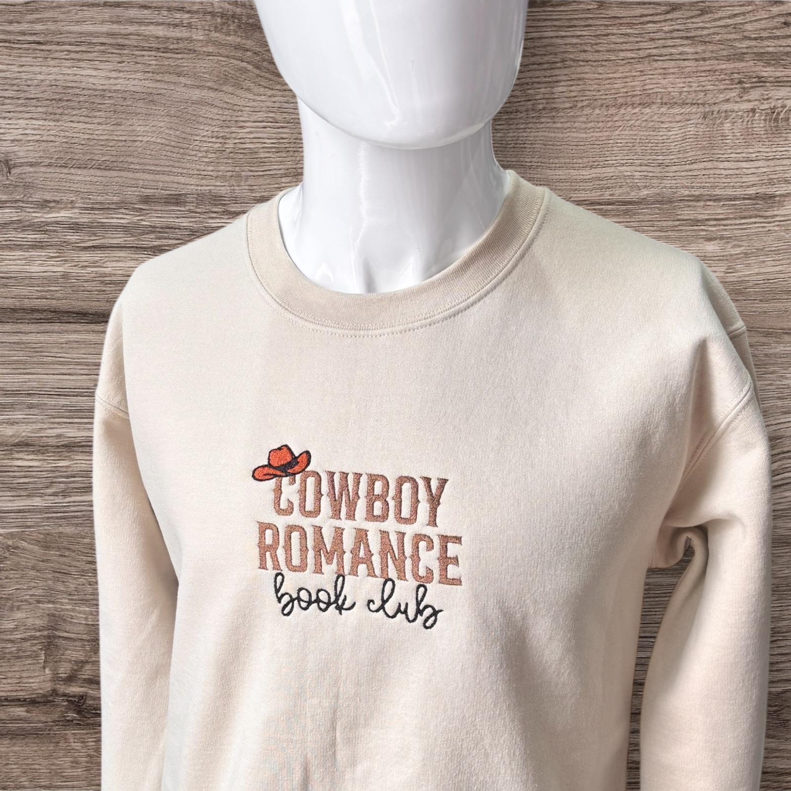 Embroidered Cowboy Romance Sweatshirt: Western Bookworm Jumper - Image 2