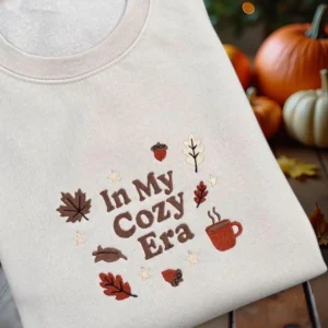 Embroidered Autumn Leaves Sweatshirt: Cozy Season Fashion