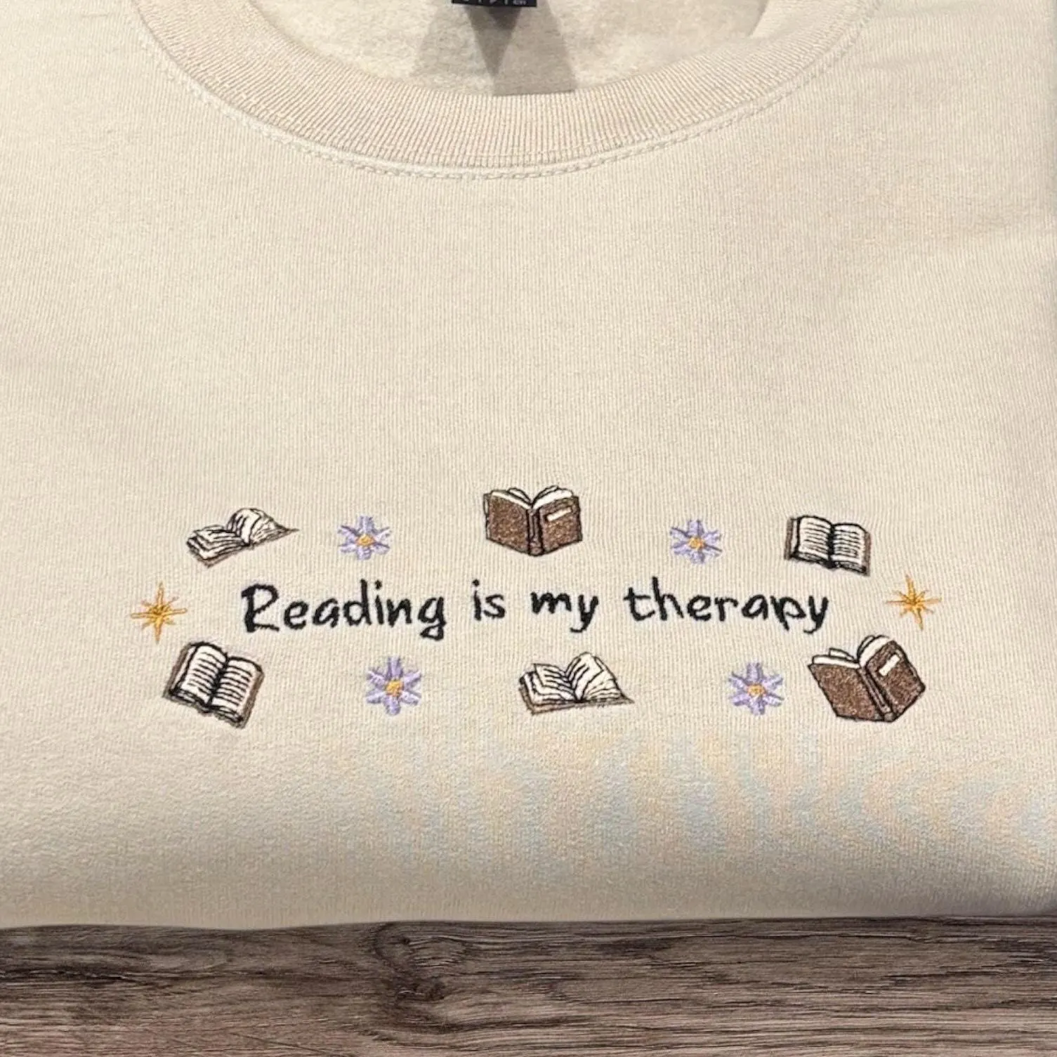 Embroidered 'Reading Is My Therapy' Sweatshirt: Bookish Gift - Image 2