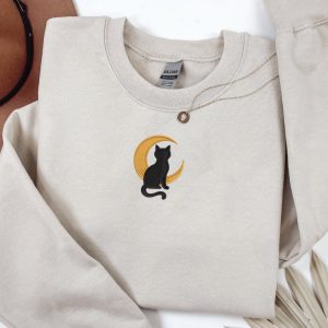 Embroidered cat on the moon sweatshirt