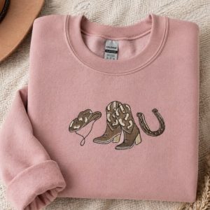 Embroidered western cowboy sweatshirt.